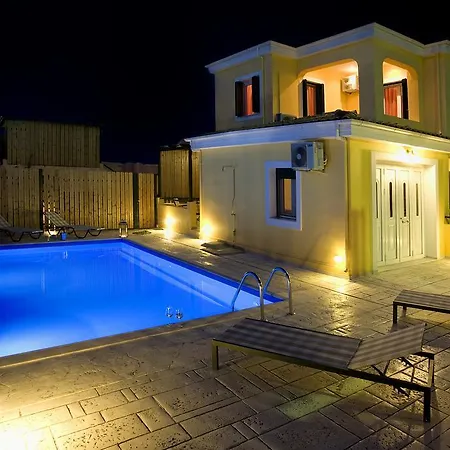 Anthemis Luxury * Kariótai