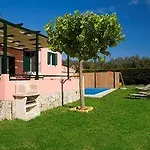 Vila Anthemis Luxury *