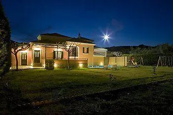 Anthemis Luxury Kariótai