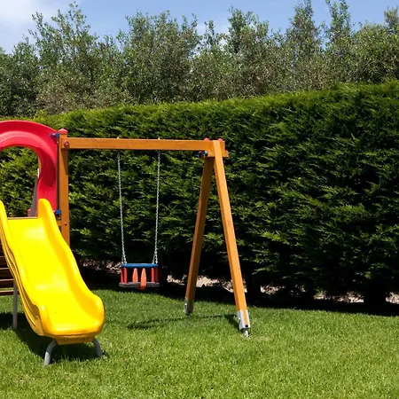 Anthemis Luxury Kariótai